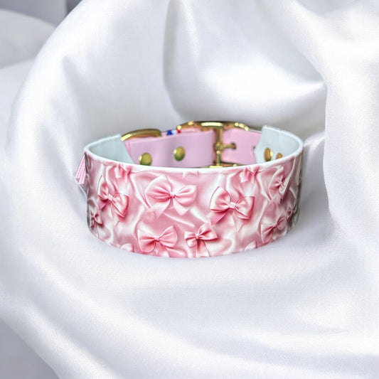 Collier 38 mm noeud rose 🎀 (un seul disponible)